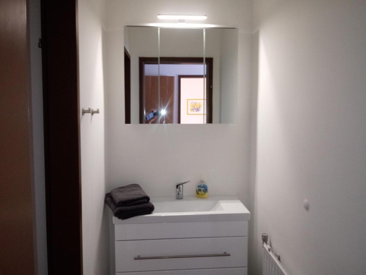 Goessl, Apartement Und Doppelzimmer มาเรียตเซลล์ ภายนอก รูปภาพ